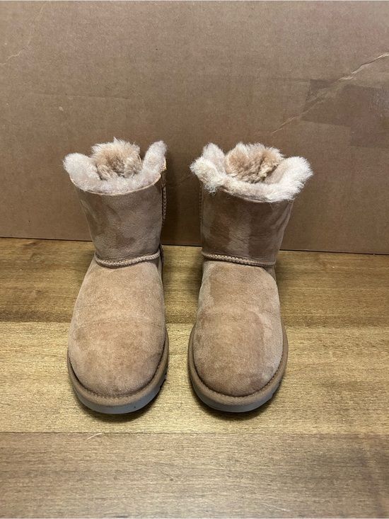 UGG Shoes - UGG Mini Bailey Bow II Suede Shearling Boots Size 6